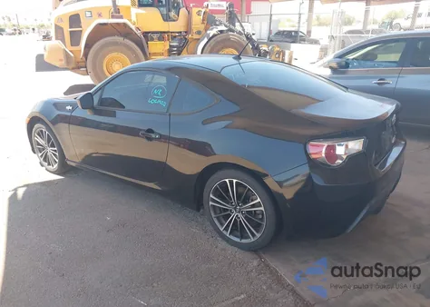 2013 Scion Fr-S z USA, uszkodzony, nr VIN JF1ZNAA14D2722075
